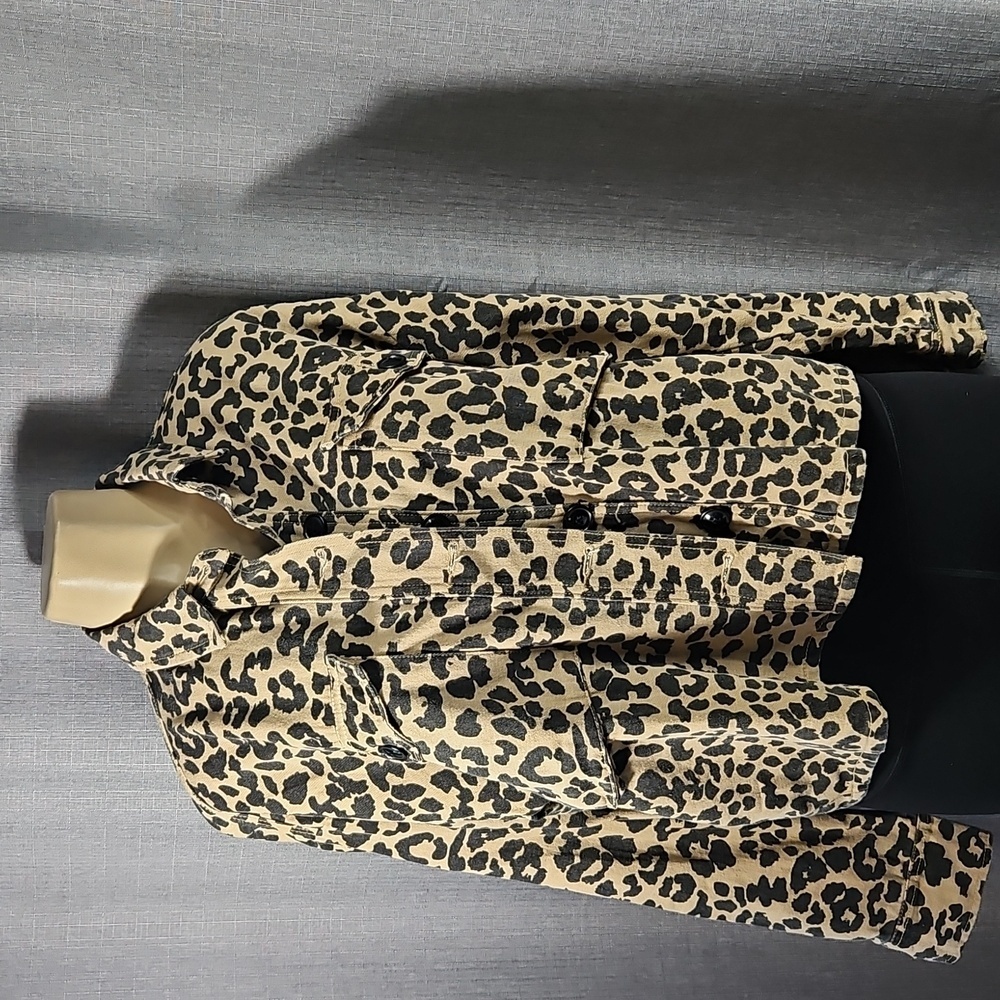 Mustard Seed Leopard Print Boxy Button Front Denim Jacket Size Lge - Picture 3 of 9